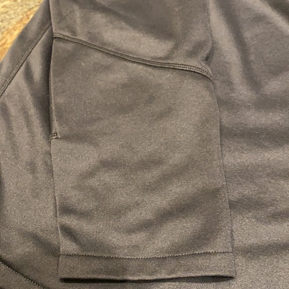 𝅺Timberland half zip thermal pull over size Shirt - Picture 7 of 9